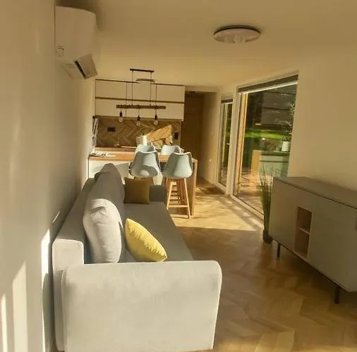 Apartment The Hills At River Czarnkow