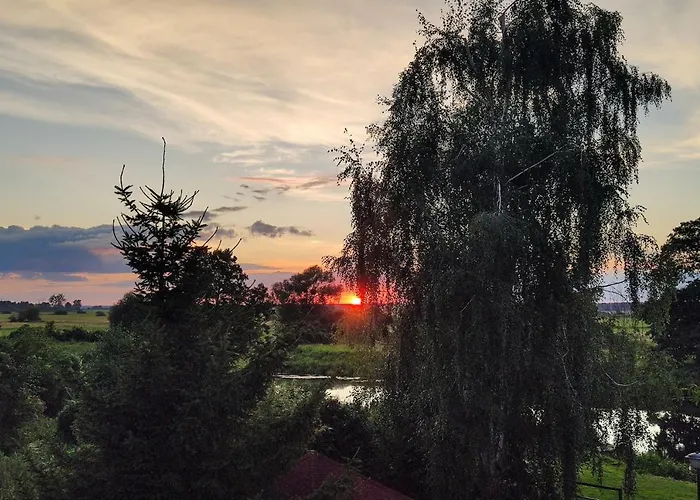 The Hills At River * Czarnkow